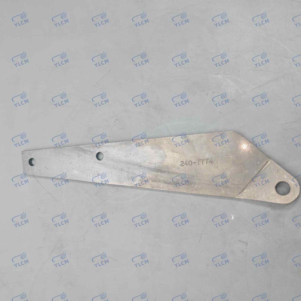 Bracket for Caterpillar 2407774 (2)