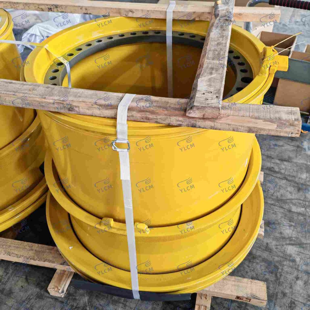 Wheel Hub Ass’y for Komatsu 426-30-31300 (2)