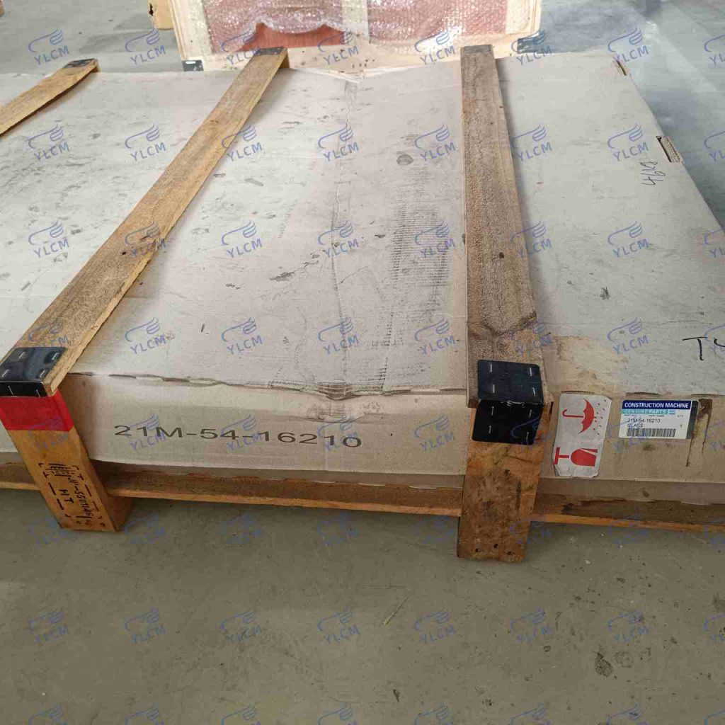 Glass for Komatsu 21M-54-16210 (2)
