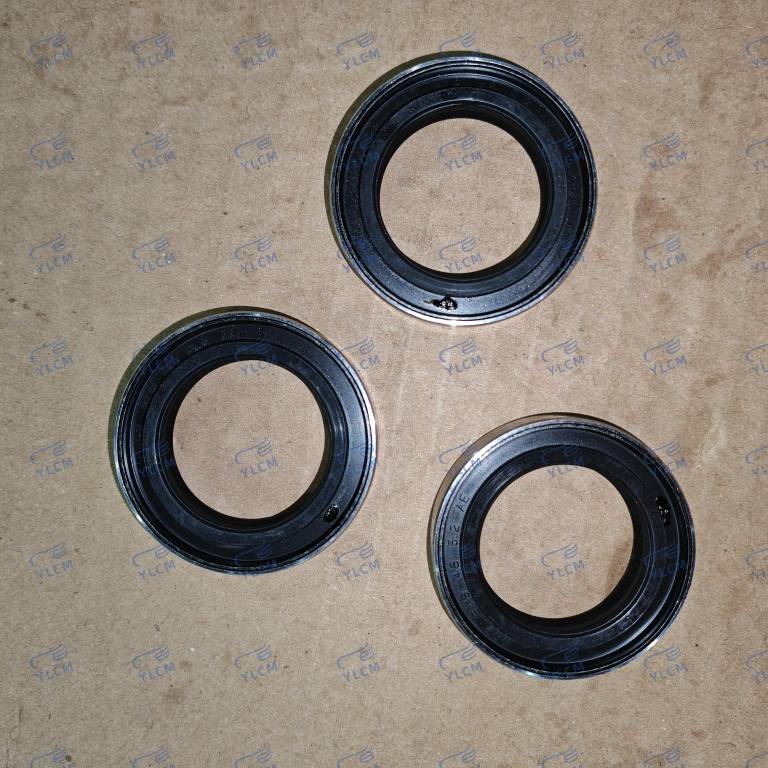 Oil Seal for Komatsu 705-17-03890 (2)