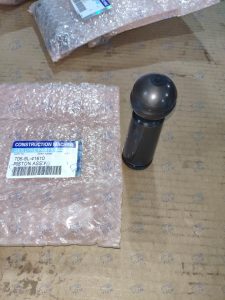 706-8L-41610 Piston Ass’Y for Komatsu PC2000 / PC600LC / PC600