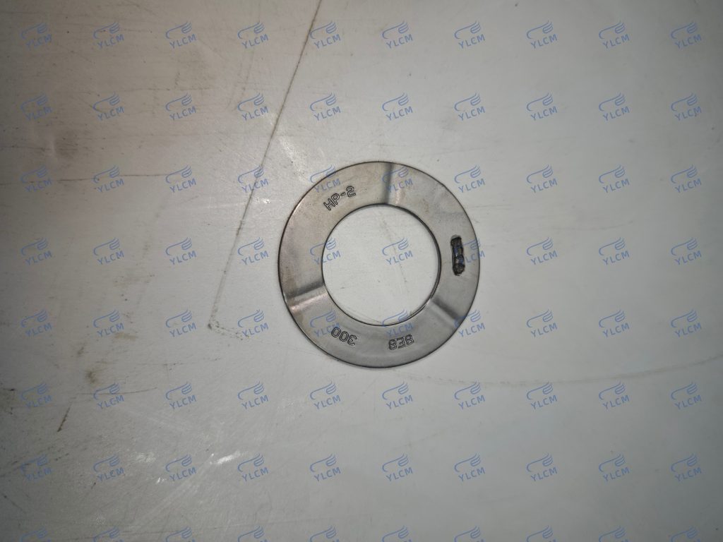 8E8300 (3)
