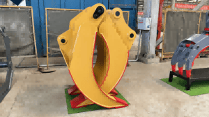 Excavator Grapples Explained: How They Work and How to Source Them